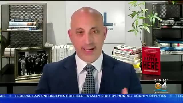 Anti-Government Rhetoric Spiking Online Following FBI's Search Of Trump's Mar-a-Lago Residency_batch