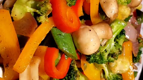 Stir Fry Veggies in Just 5 Minutes 💯