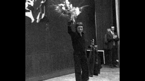Высоцкий: "Лихие-3 (чужие) карбонарии закушав водку..- (Гербарий)-(5_17). (R).