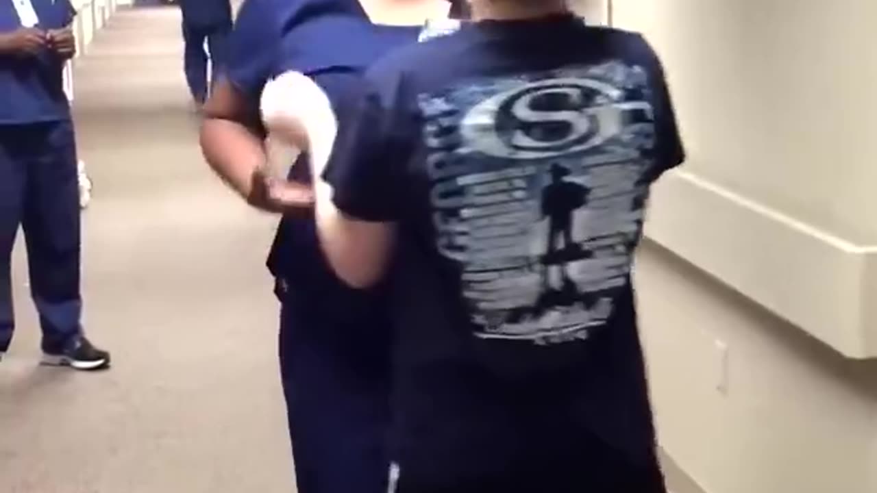 Girl who used to be paralyzed visits the nurse who took care of her