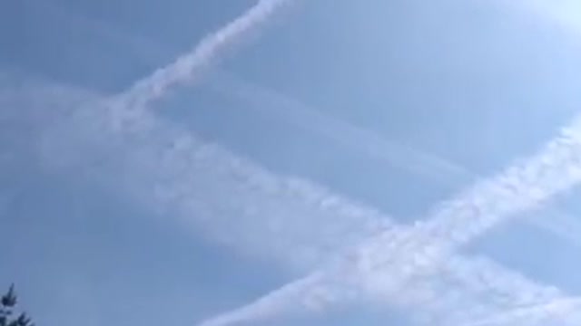 Chemtrails now trending on Twitter. People are starting to ask serious questions