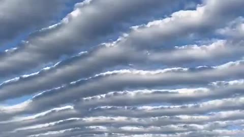 Some of the worst chemtrail spraying I've ever seen! Who can ...