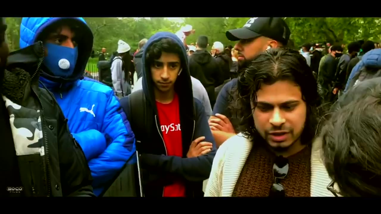 Sunni and Shia struggle to explain the holes in the standard narrative Paperboy Speakers Corner