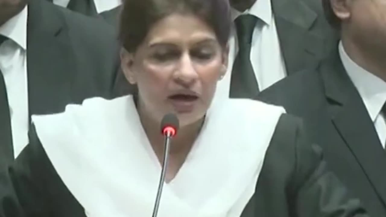 Mai Baghi Hoon | Advocate Rabia Bajwa | I Am A Rebel #pti #short #viralvideo