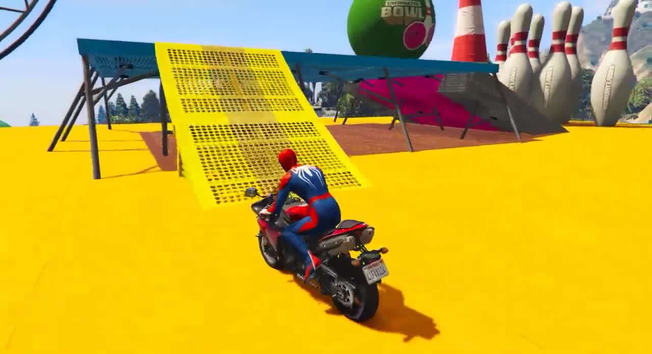 Spiderman motocycles and ramps Batman and Goku cars colors Iron man in mega ramps.