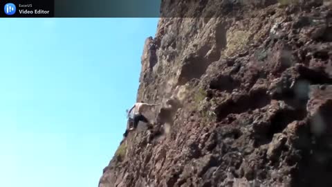 man climb without safety tools gone wrong.mp4