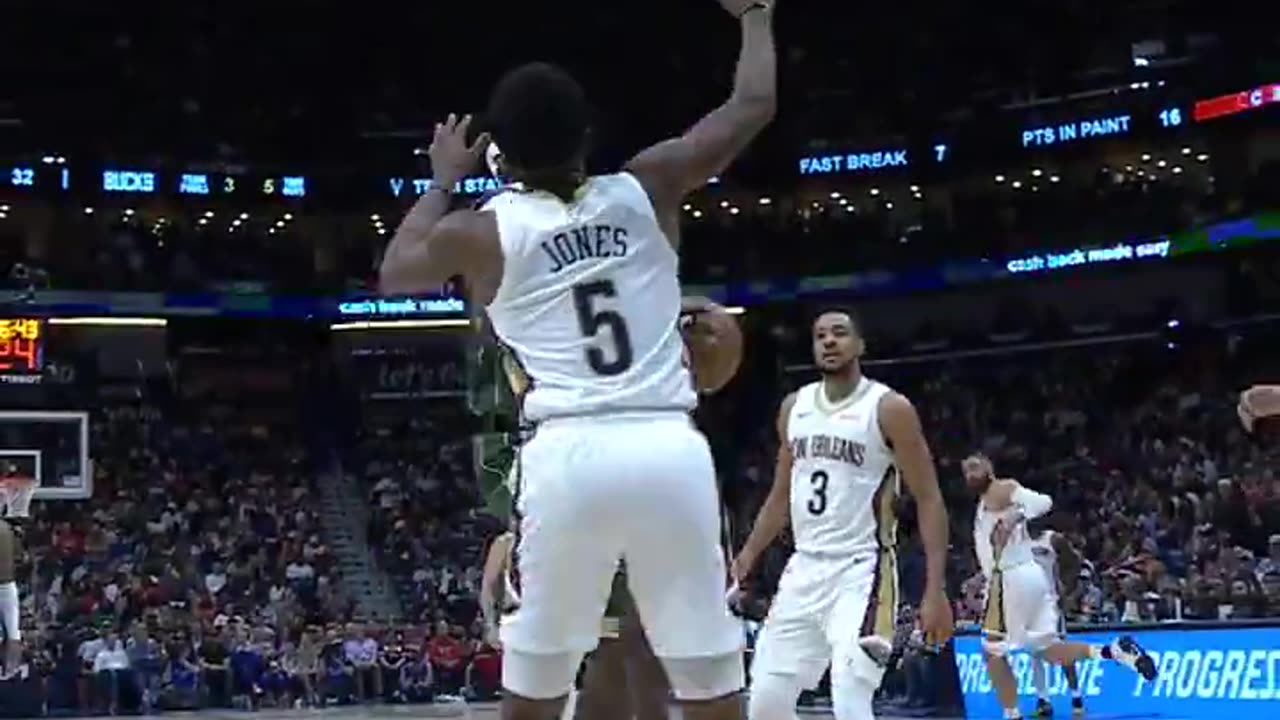 Herb Jones Rejects Pelicans with Back-to-Back Blocks!