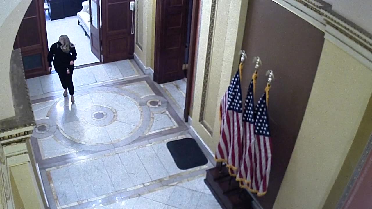 0931USCH02H230_2021-01-06_08h40min00s890ms.mp4