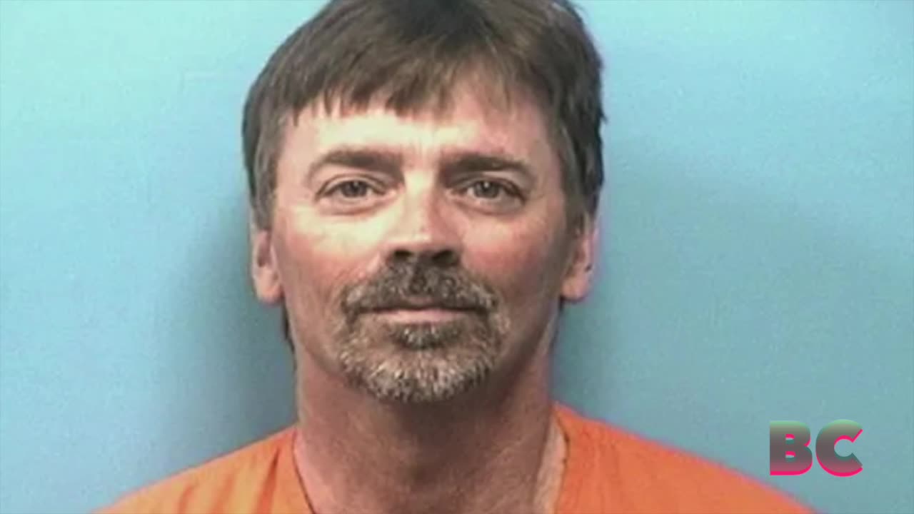 Alabama man sentenced to more than 1 year for threats over Trump mug shot