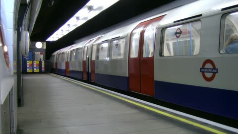 Victoria Line - Tottenham Hale Northbound