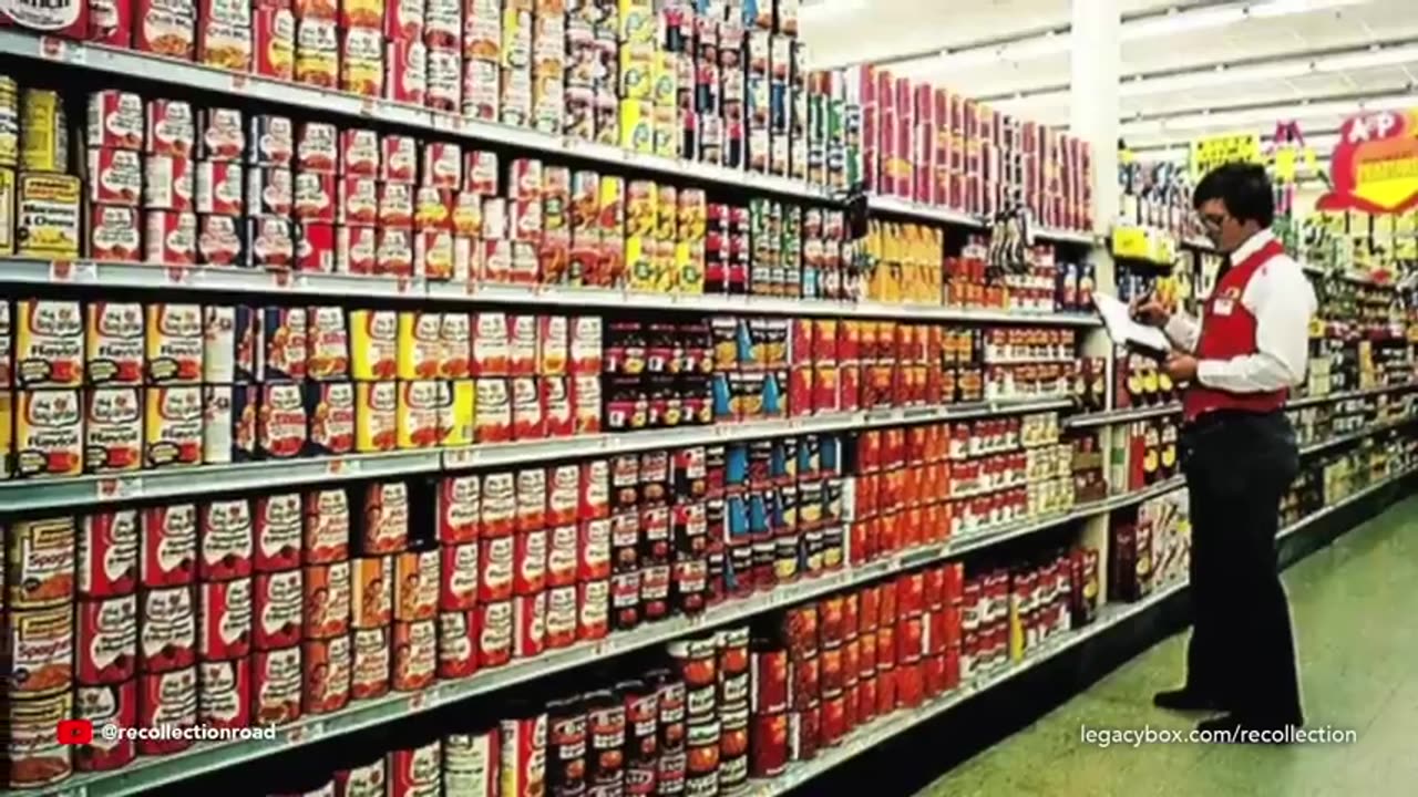 12 Iconic 1980s Stores That Couldn’t Be Saved