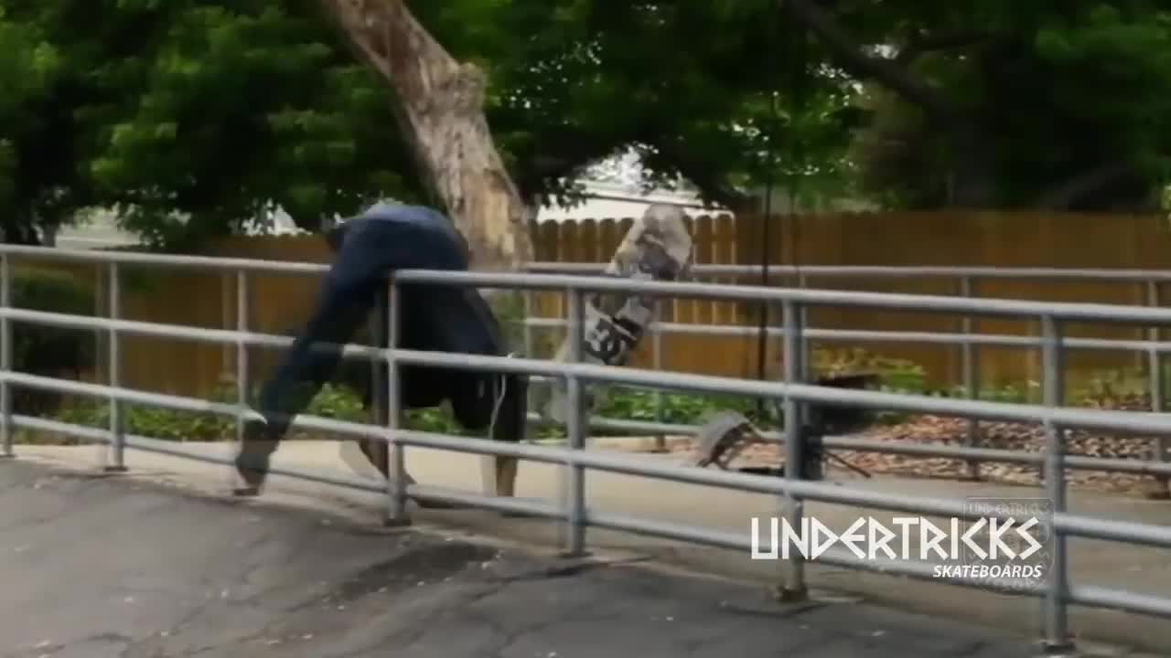 Pro Skater Thiago Lemos in action