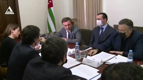 Аслан Бжания -- Аслан Бжания