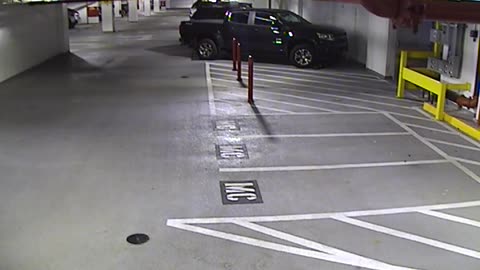 6120RHOBG2G204ALobby4Entrance_2021-01-06_19h00min03s203ms.mp4