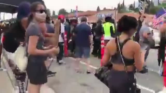 BLM & Antifa Riots 2020 - 2020-08-22-01-28-00-Tujunga.mp4