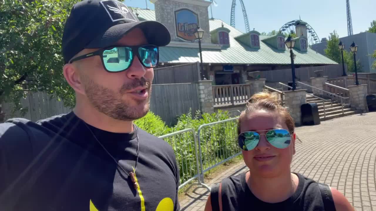Visite à La Ronde en 2022 - Six Flags Montréal 4k