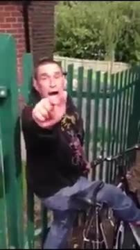 Drunk man falls of bike