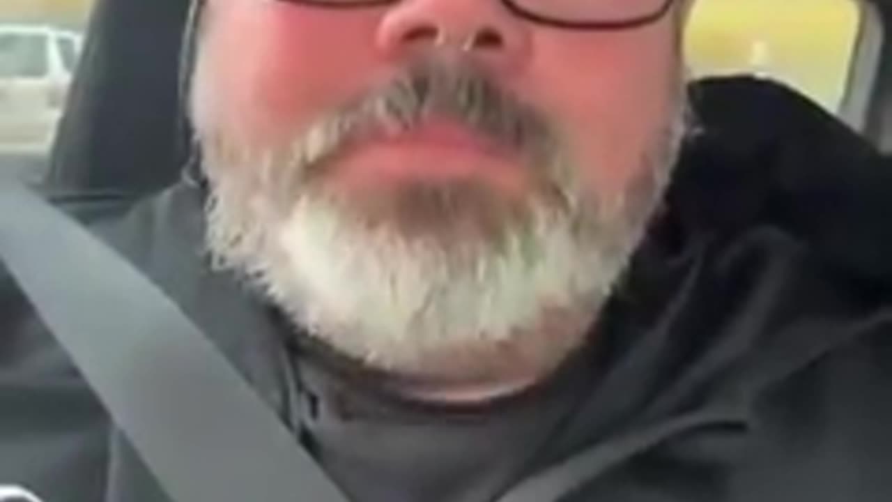 HORRIBLE: Asst. Director Of FSL At The University Of Oregon Tells Trump Supporters To Commit Suicide