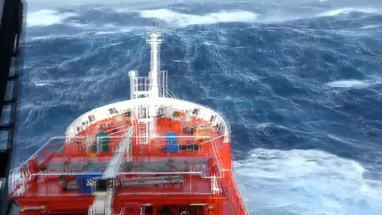 15 MOST EXTREME Weather Events Caught on Video_720P HD