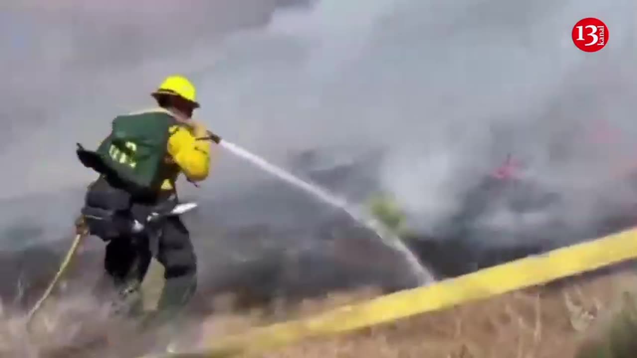 Thousands evacuated as wildfire in northern Los Angeles scorches over 15,000 acres of land