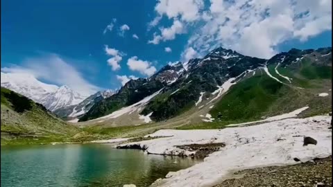 Beautiful Jheel Saif Ul Malook View point