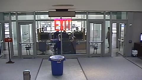 8487OHOB01Atrium_2021-01-06_13h00min01s147ms.mp4