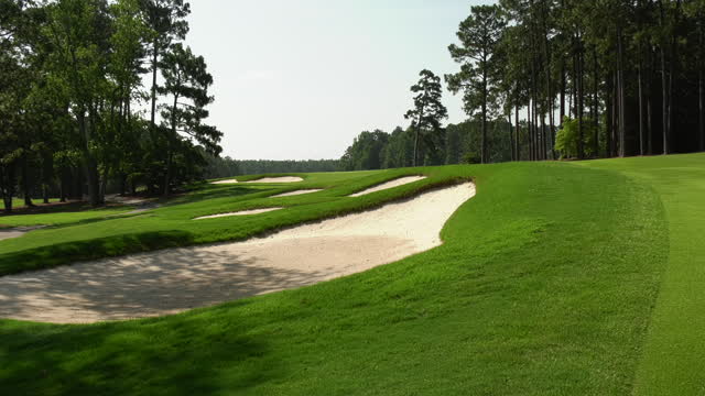 Pinehurst backlit sandtrap test