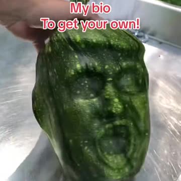 🤣😂🤣😂 Daddy, Daddy, I want a TRUMPKIN NOW...... Must Watch & 🔄💪