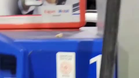 Someone is missing a tooth