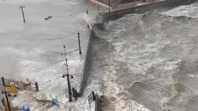 Cyclone Tauktae at Getaway of India, Mumbai