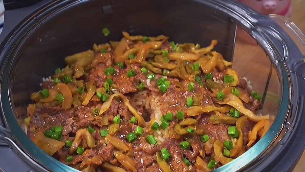 It's satisfying to eat this when you don't want to cook