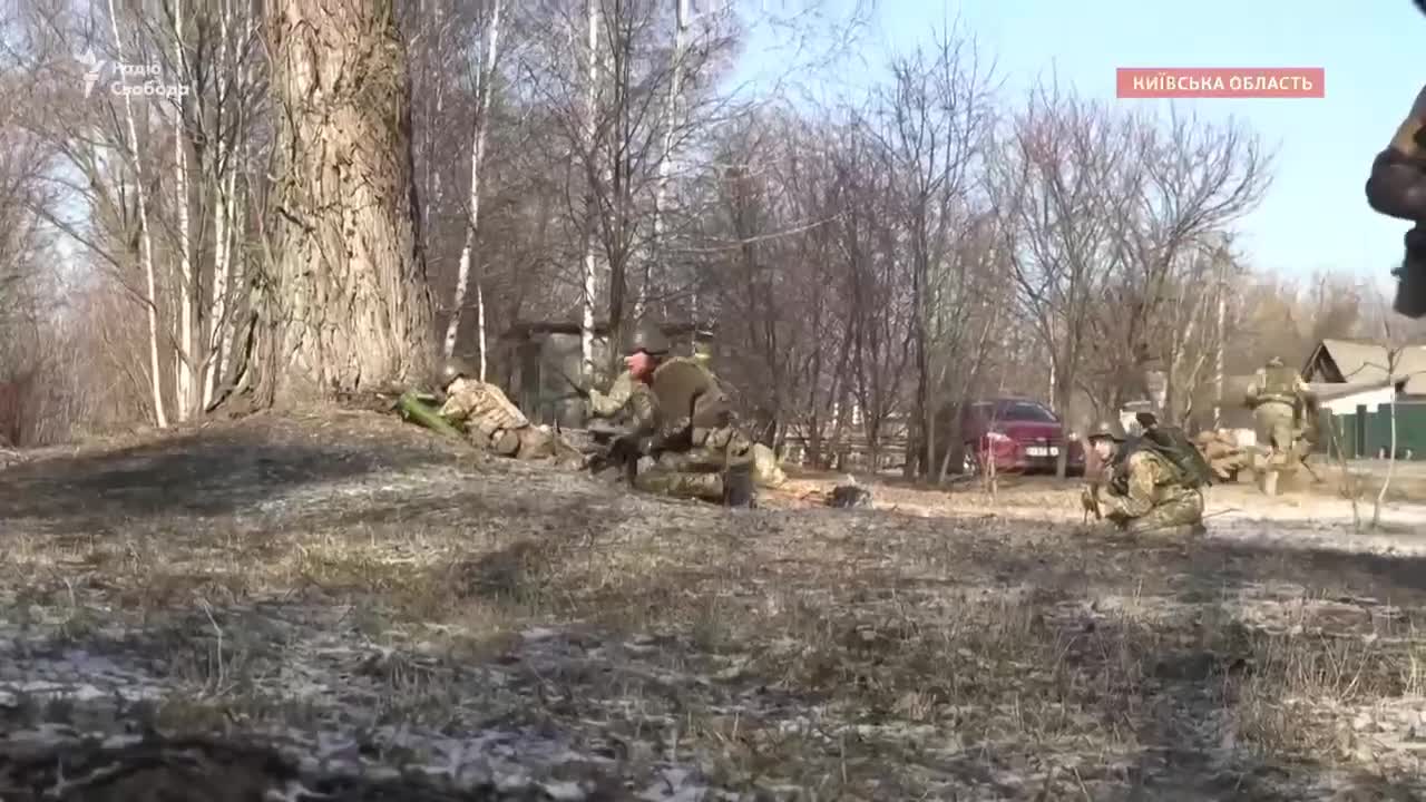 Ukrainian units caught in a firefight on camera today in the Kyiv region.