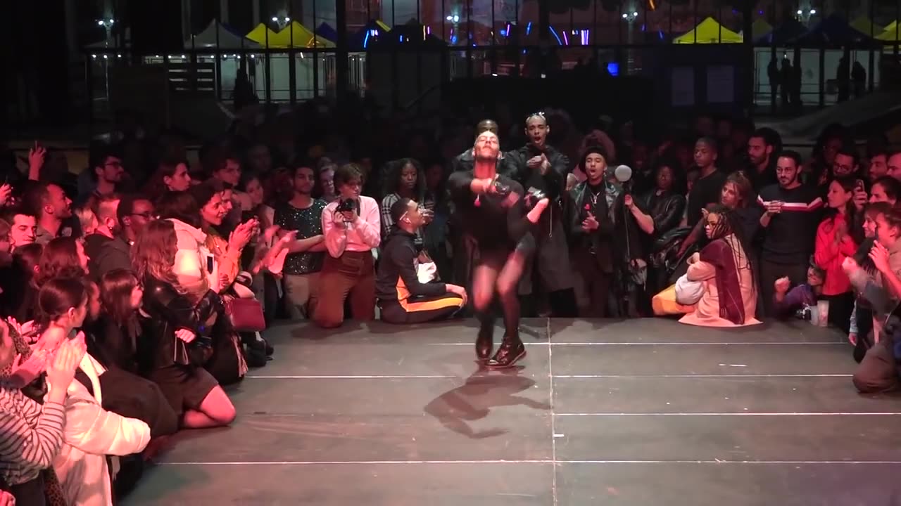 VOGUING : VOGUE FEM (Male Figure) at the Unification Ball