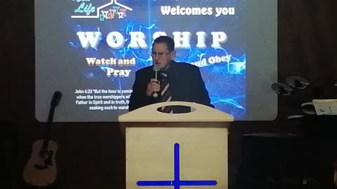 7 November 2021 - The God That Kneeled On The Ground For You - Pastor CT Van Rensburg