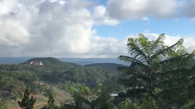 Fast clouds over the mountain