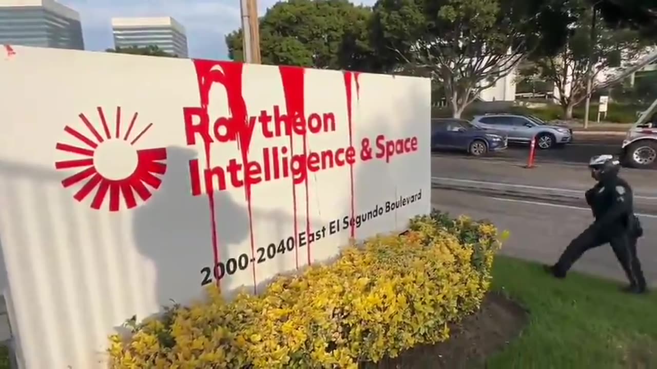 El Segundo, CA. - FREE PALESTINE SUPPORTERS vs. RAYTHEON HEADQUARTERS (MISSILE MANUFACTURERS) -👀