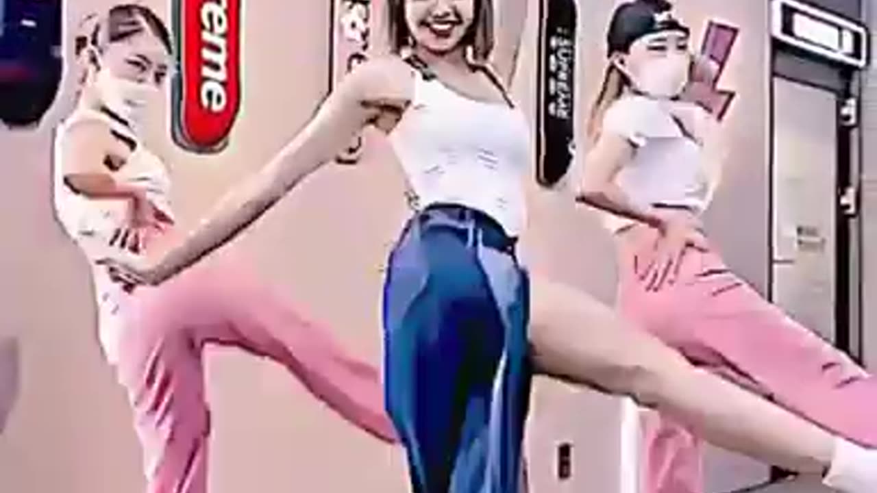 Lisa dance video