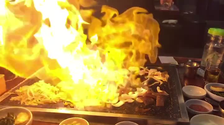 Korean BBQ (SlowMotion)