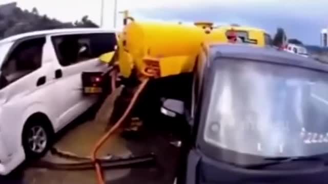 Failure to keep the distance Несоблюдение дистанции