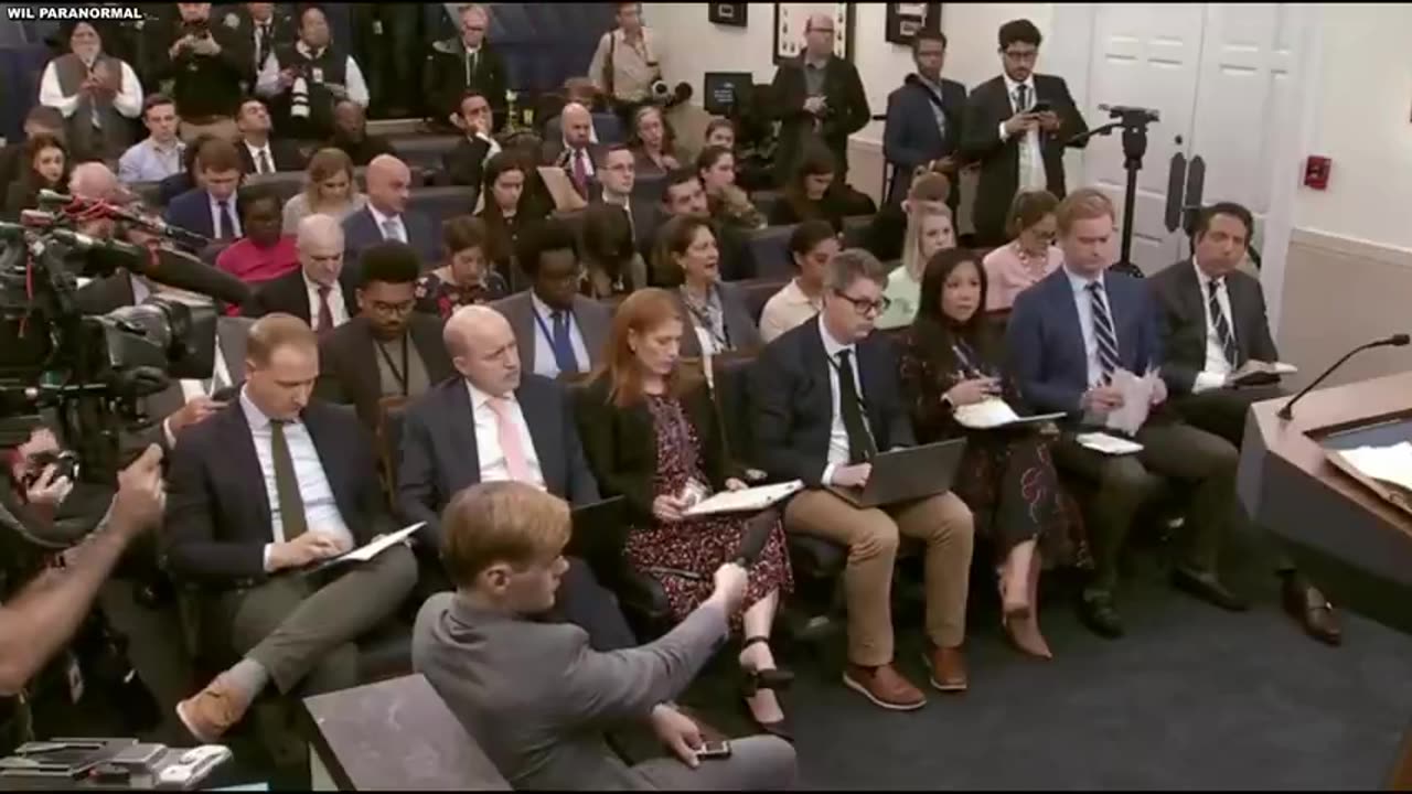 THE WORLD IS QUICKLY FILLING UP WITH INSANE AND SHOCKING THINGS HAPPENING - TIME FOR A BLACKOUT?