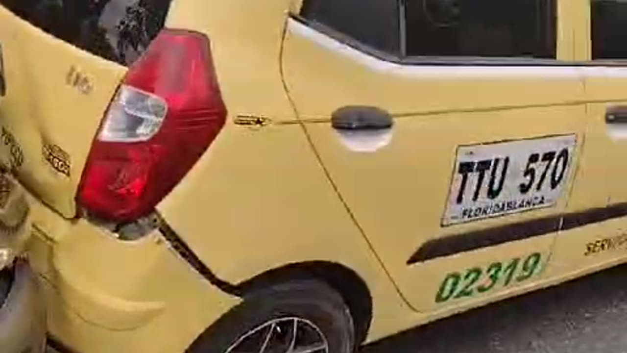 Accidente múltiple en Floridablanca