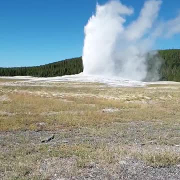Gyeser eruption. Natural anomaly.