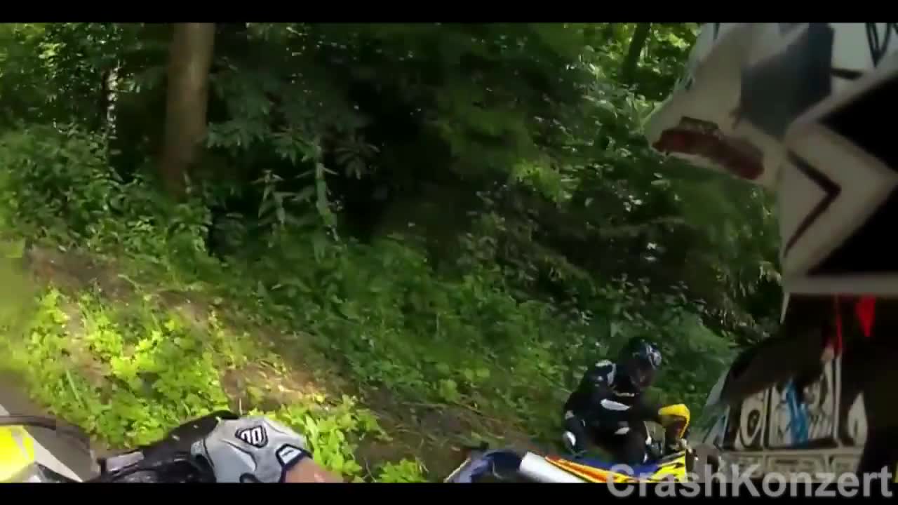 Supermoto Crash Compilation