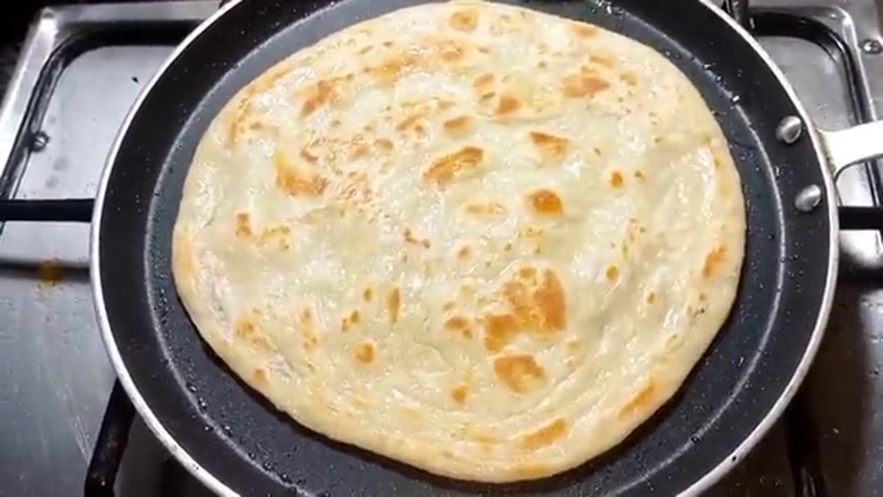 Chicken tikka paratha roll recipe