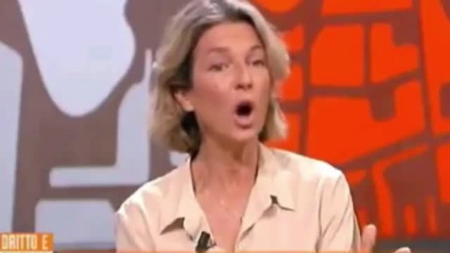 CLAUDIA FUSANI PARTECIPA ALLA SOLITA, STUCCHEVOLE... "PASSEGGIATA DI CLOWN" - "Una risata vi seppellirà"!! 😂😅😂