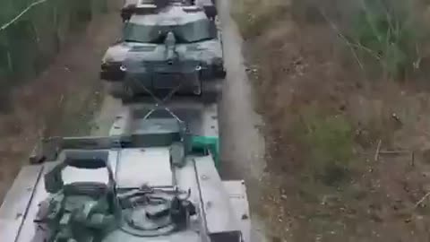 Polonia arrivati più di 100 carri armati USA #Abrams