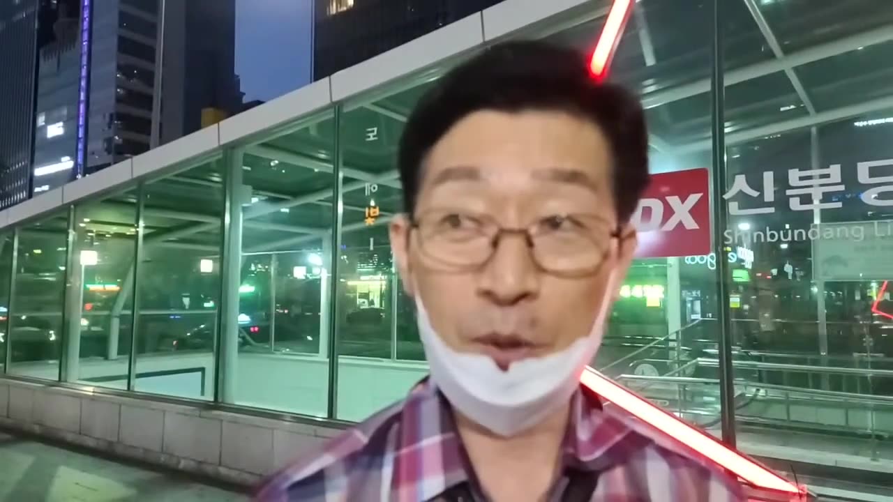 20200623_V3_S01(A39nufaDB84)역사에 부끄럽지 않게 살고자 블랙시위에 나오시는 강남구의 정성주님