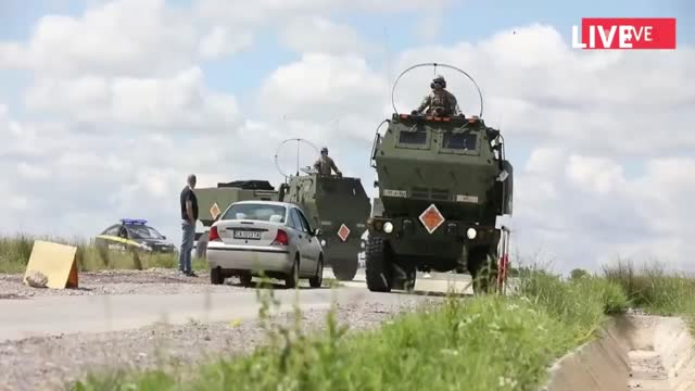 HIMARS Destroy Russian key bridge in occupied Kherson.