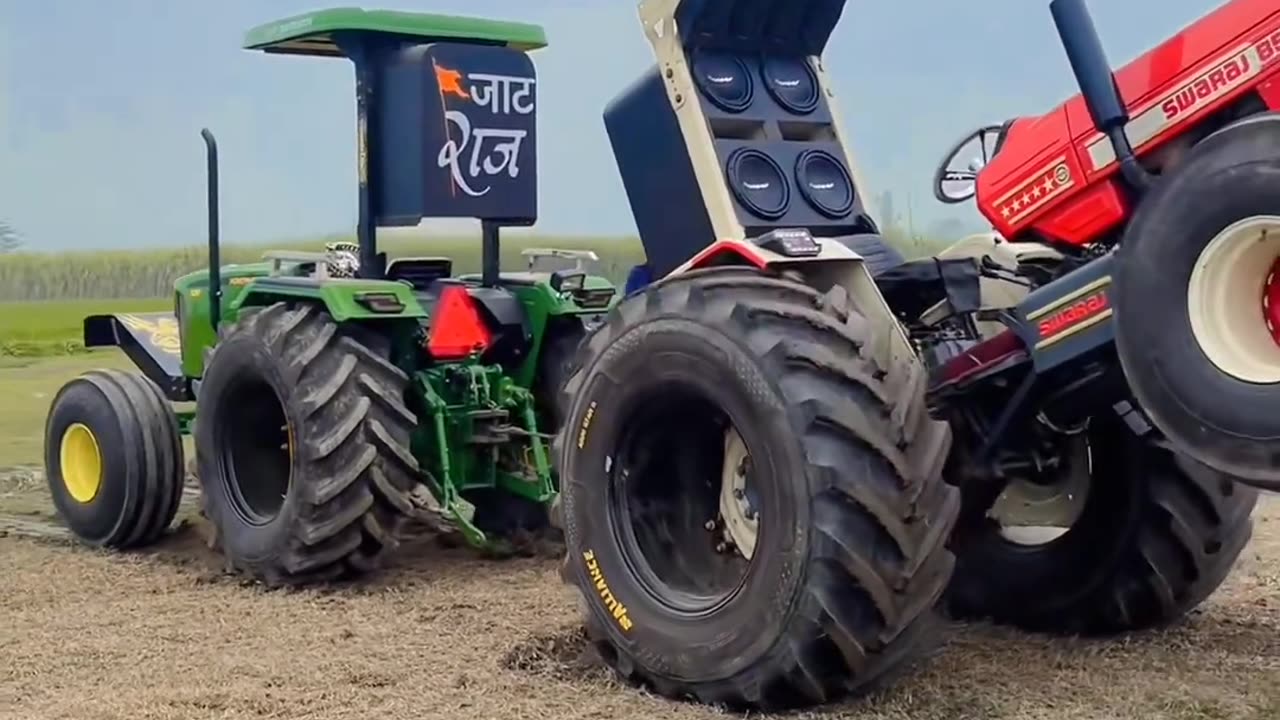 John Deere vs Sawraj 855