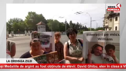 Copii luați ilegal de state UE din fam. de români vs. protestul părinților (News România; 04.07.2022)